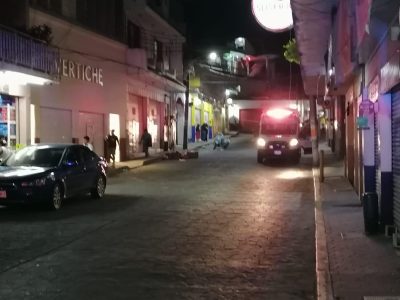 Sicarios ejecutan a clientes de un bar en Papantla y publican el video en redes sociales