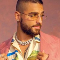 "¡Ay, qué calor!" A Maluma se le corrió la prenda y lo presumió todo ¡Es enorme!