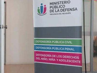 La acusó de enriquecimiento ilícito y logró que la justicia neuquina le redujera la cuota alimentaria