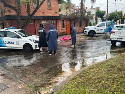 Un policía retirado mató a un motochorro que intentó asaltarlo