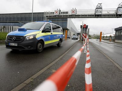 Un tiroteo deja dos muertos en una planta de Mercedes-Benz