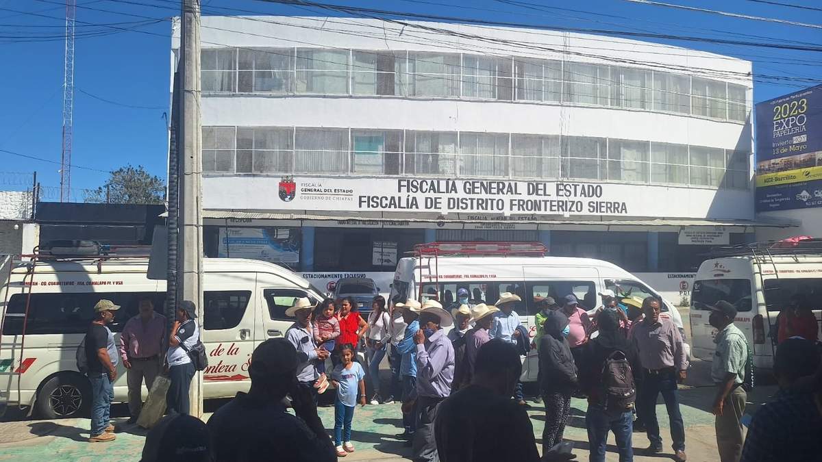Desplazados tras enfrentamientos con militares presentaron una denuncia ante la Fiscalía de Chiapas Distrito Fronterizo Sierra