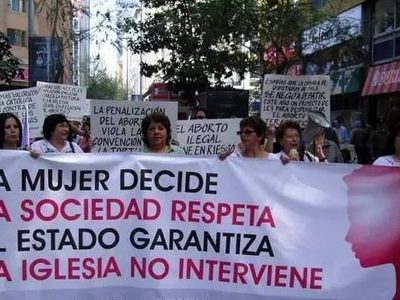 Congresos locales tendrán en sus manos despenalizar el aborto: ministra Margarita Ríos Farjat