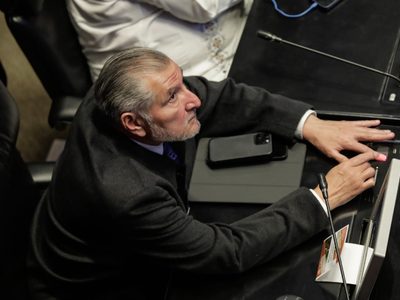 Plenaria de Morena en el Senado se llevará a cabo el 4 de febrero, informó Adán Augusto