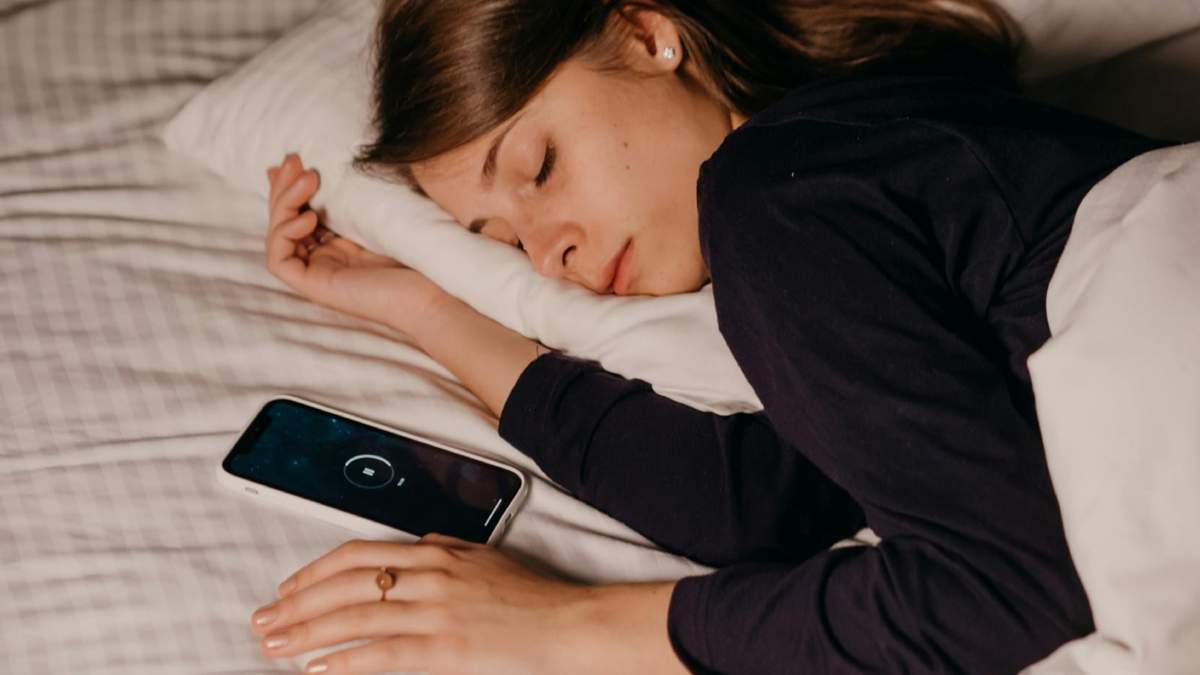 El insomnio o simplemente esa dificultad para desconectar después de un día ajetreado es un problema común.