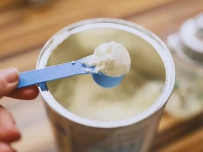 Si tenés una tabla de madera y una lata de leche vacía: hacé esta hermosa deco para el living de tu casa