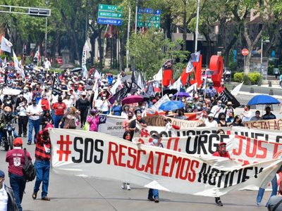 Marchan contra las reformas neoliberales y en defensa de los trabajadores sexuales
