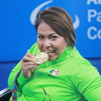 Patricia Valle logra oro y récord en natación de los Parapanamericanos