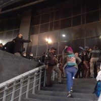 La FGR desaloja a manifestantes que exigen la liberación de la activista Kenia Hernández