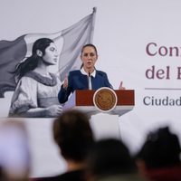 “No vamos a hacer nada que afecte a maestros”: Sheinbaum