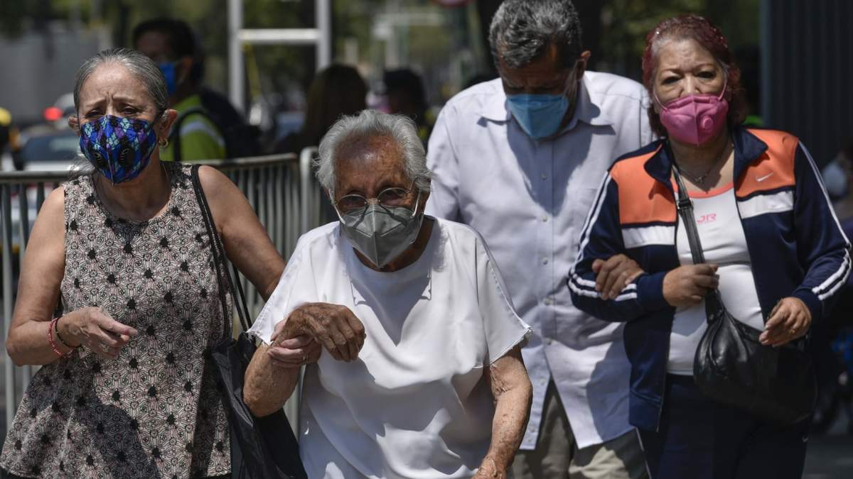 Mujeres mayores de 65 años