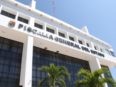 Hallan sin vida a joven maestra dentro de su salón de clases; fiscalía investiga feminicidio