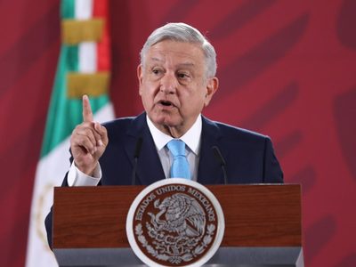 Según AMLO, la economía mexicana repuntará el próximo mes