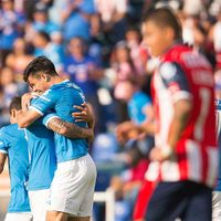 Monterrey gana el clásico norteño y califica; Cruz Azul vence 2-1 a Chivas