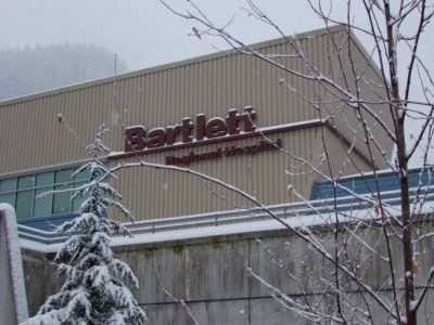 Reportan reacciones secundarias por vacuna de Pfizer en EU y Reino Unido