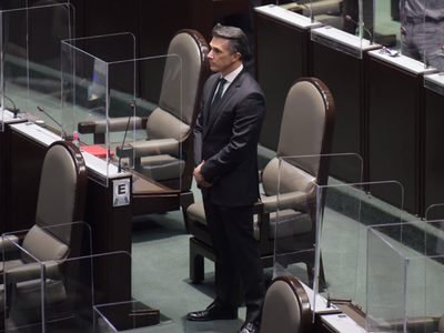 Sergio Mayer califica de irresponsable a López-Gatell y dice que pedirá su comparecencia