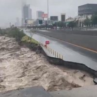 Así aumentó “Alberto” el cauce del Río Santa Catarina en Monterrey (Videos)