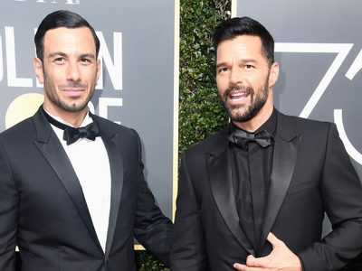 ¡Que aterrador! El novio de Ricky Martin genera confusión con ¡estas raras fotos de su rostro!