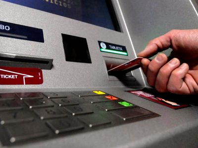 Atención: las operaciones en los cajeros automáticos ya no serán gratis