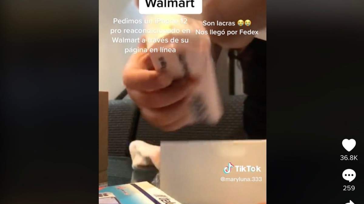 Joven acusa que fue estafada por Walmart, pues compró un iPhone y le llegó un jabón