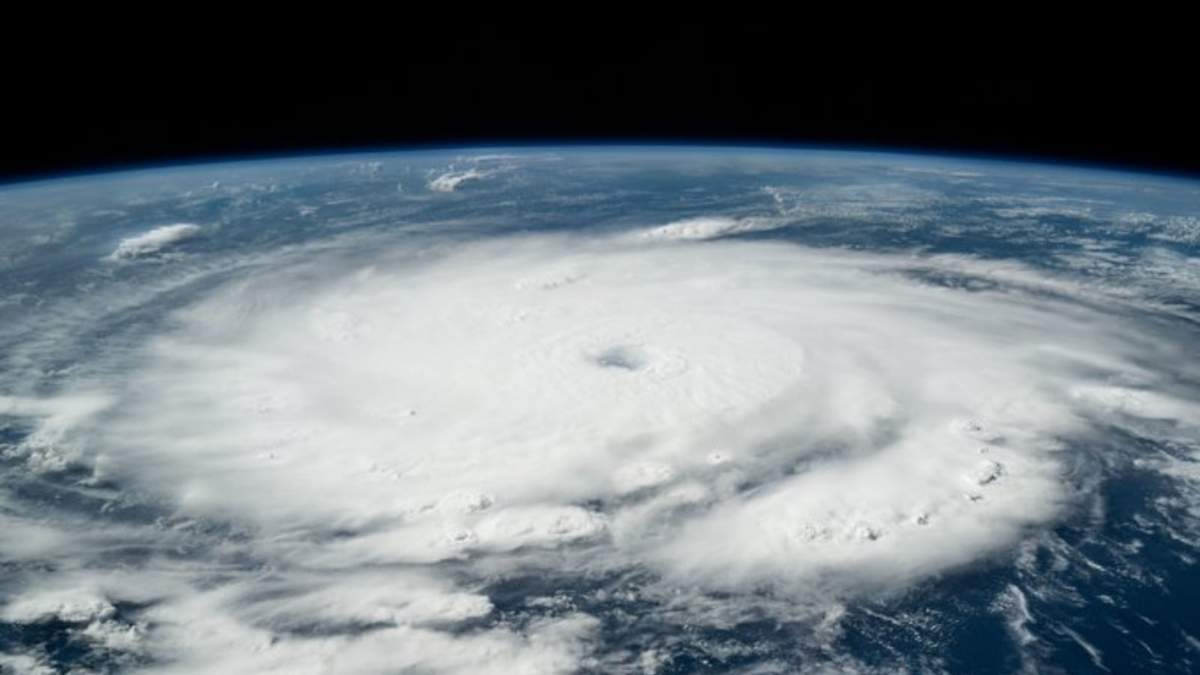 Huracán Beryl visto desde el espacio