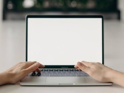 Apple deberá pagar millones a los compradores de MacBooks con esta falla