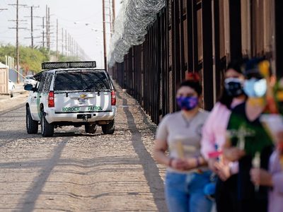 EU impone sanciones a red de traficantes de personas ubicada en Mexicali, BC