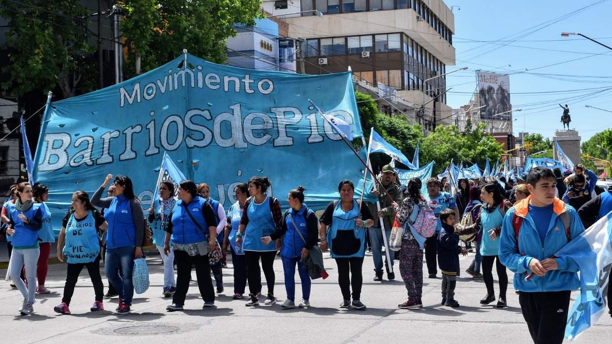 Movilización de Barrios de Pie. Fuente: (Twitter)