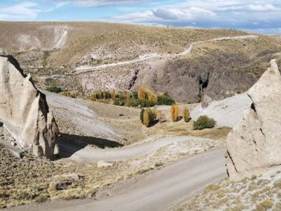 Cajón del Atreuco: el impresionante cañadón que el agua talló entre las montañas del norte neuquino