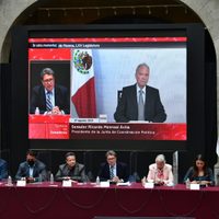 Gertz Manero dice que "está limpio" y podría comparecer ante el Senado: Monreal