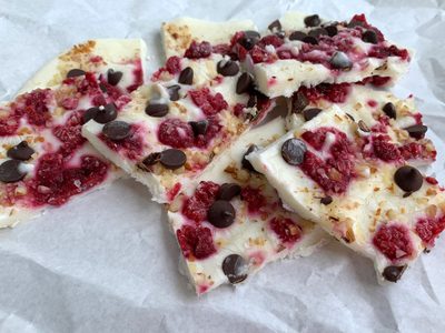 Barritas de cereal heladas, económicas y fáciles: ideales para el desayuno en verano