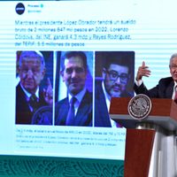AMLO critica sueldos de altos mandos del INE y el TEPJF para el 2022
