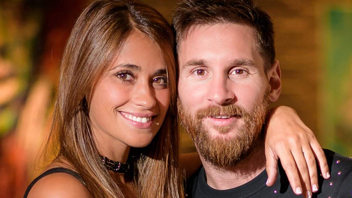 Antonela Roccuzzo y Lionel Messi. Fuente: (Instagram)