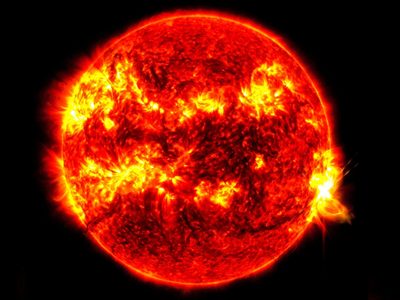 El Sol produce su llamarada más grande en casi una década