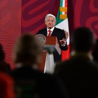 Utilidades de la aerolínea militar serán para pensiones del Ejército: AMLO