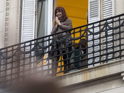 Cristina Kirchner criticó al Gobierno y dijo que EEUU maneja la economía a “control remoto”