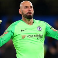 Caballero aseguró su futuro en Inglaterra