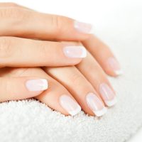 Nail Art: los diseños y colores de manicura perfectos para vos si tenés las uñas muy quebradizas