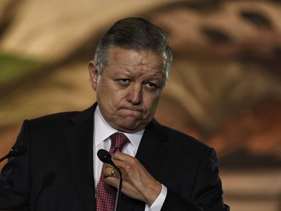 Informé al pleno de la Corte sobre presiones de Calderón en caso ABC y Cassez: Zaldívar