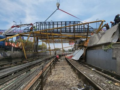 Se prolonga reparación en la Línea 5 del Metro por volcadura de tráiler; apoya servicio RTP
