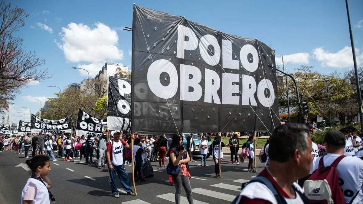 Piqueteros llevaron adelante una serie de reclamos en el microcentro porteño. Fuente: (Twitter)