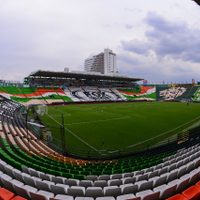 El León regresa al Nou Camp; dueño del club zanja diferencias con dueño del coso