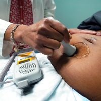 Gestar por necesidad: la otra cara de la subrogación