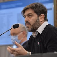 Por el aumento de casos, Carlos Biaco anunció que más municipios cambian de fase