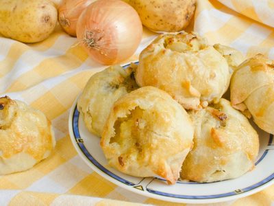 Knishes caseros: receta fácil del bocado más famoso y rico de la gastronomía judía