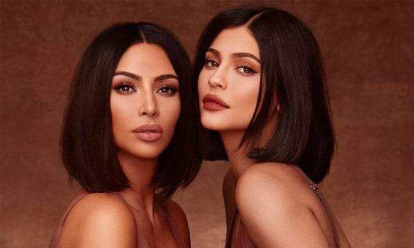 Kim Kardashian y Kylie Jenner. Fuente: (Instagram)