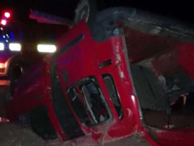Murió un hombre tras un vuelco de una Kangoo en el cruce de rutas 250 y 2 en El Solito