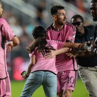 Messi ya está en Monterrey… y Rayados advierte: Se arrestará a quien invada el campo