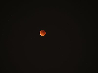 Cómo afectará a cada signo del Zodíaco el eclipse del 21 de septiembre y qué oportunidades traerá