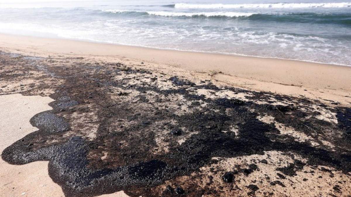 El derrame en playas de Oaxaca